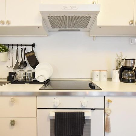 דירות בוקרשט Love.Travel.Explore ♥️Apt W/ Balcony In Old Town מראה חיצוני תמונה