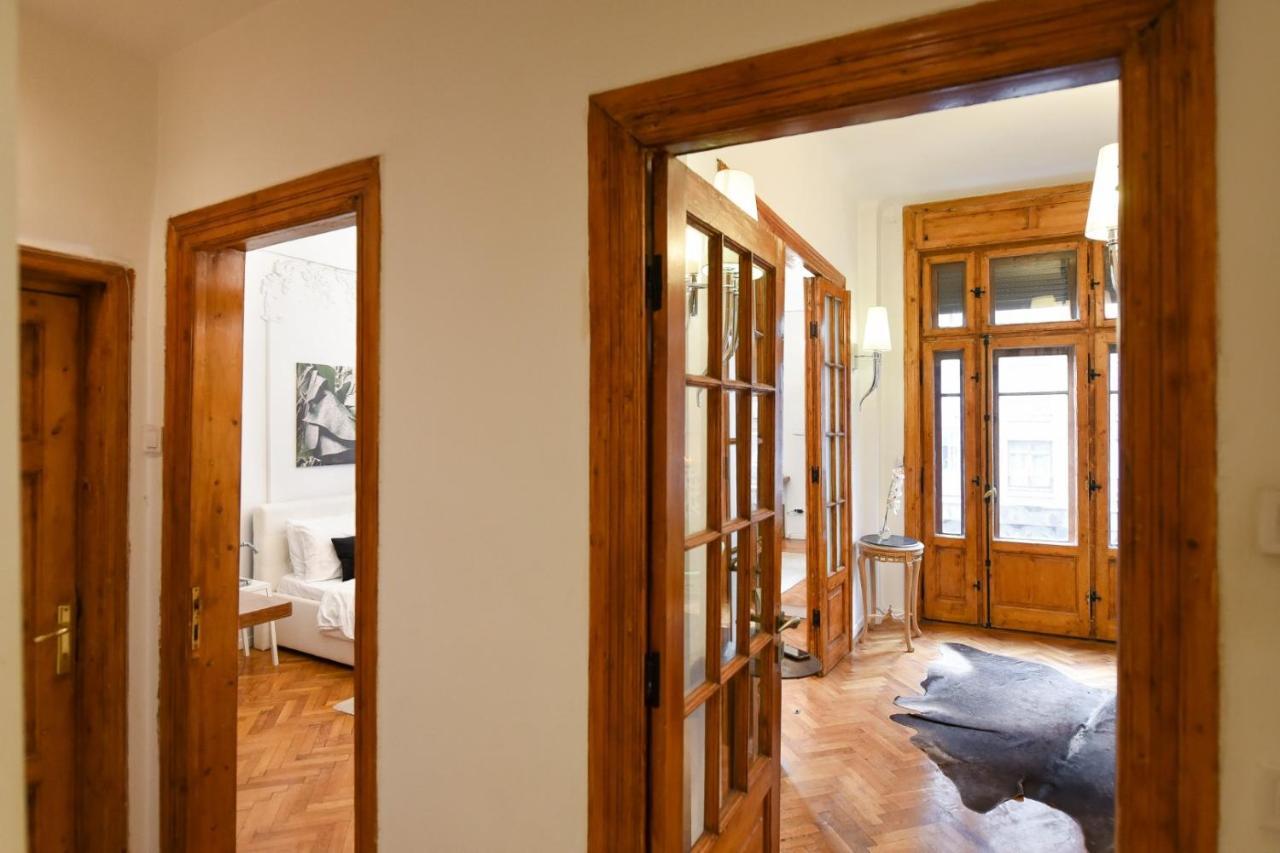 דירות בוקרשט Love.Travel.Explore ♥️Apt W/ Balcony In Old Town מראה חיצוני תמונה
