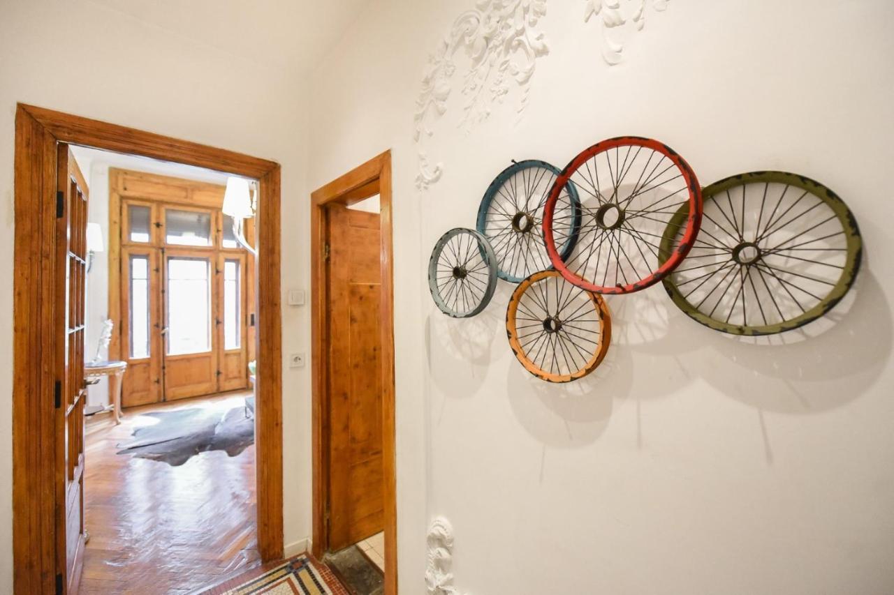 דירות בוקרשט Love.Travel.Explore ♥️Apt W/ Balcony In Old Town מראה חיצוני תמונה