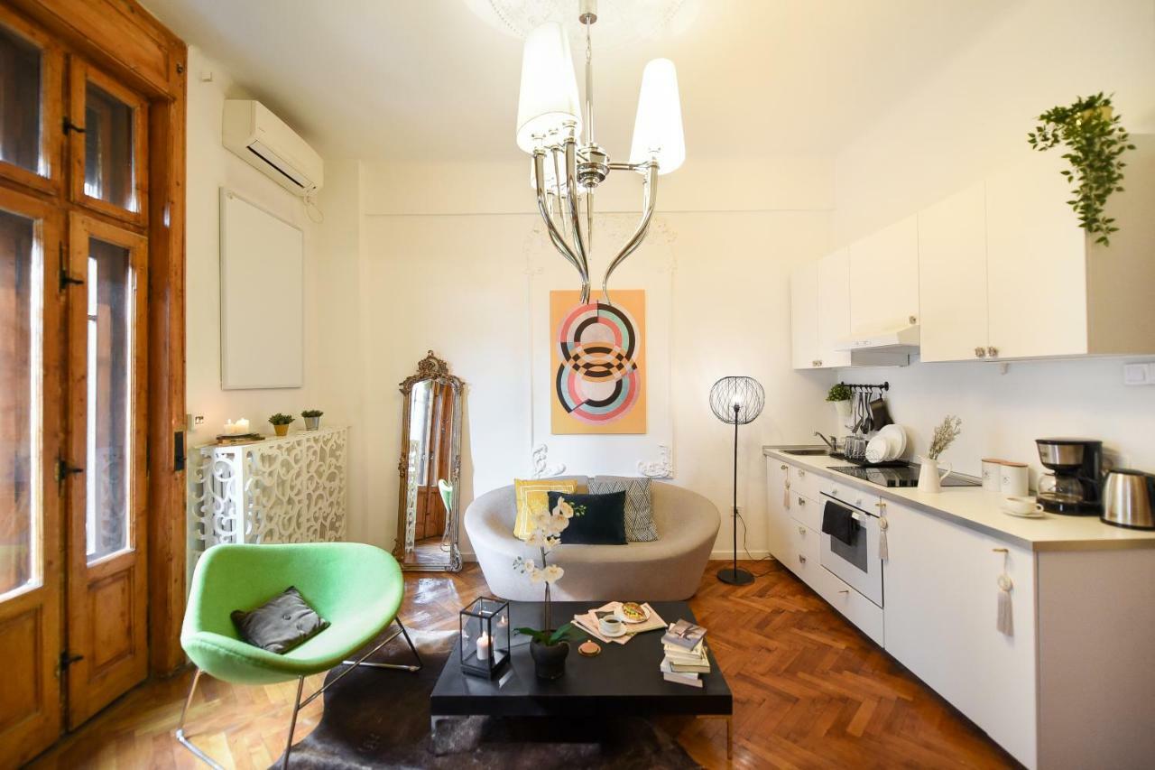 דירות בוקרשט Love.Travel.Explore ♥️Apt W/ Balcony In Old Town מראה חיצוני תמונה